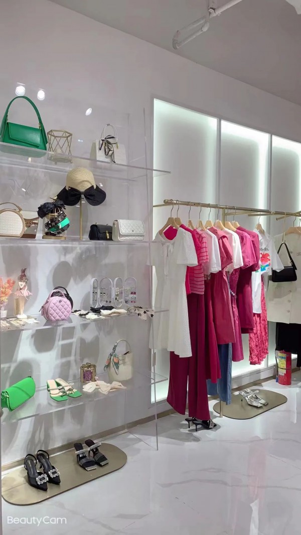 祝诺蔓琦·深圳罗湖太阳城店开业大卖!