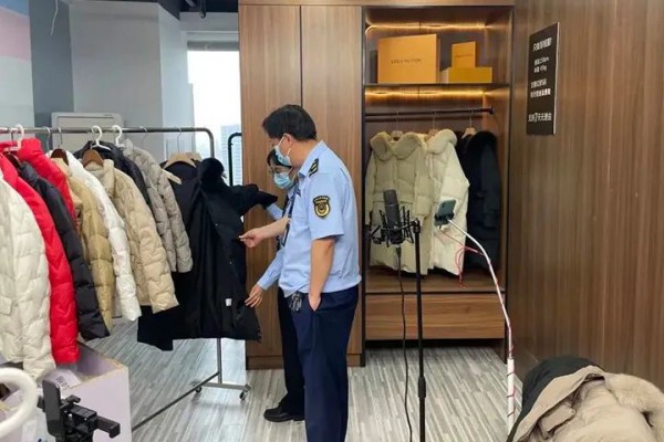 平湖抖音主播虚假欺骗消费者,被监管局查获