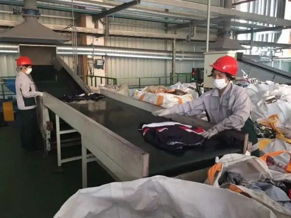 浙江佳人新材料瞄准“废旧纺织品”,再投年产70000吨循环再生聚酯切片项目