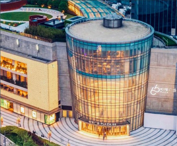 奢侈品将开启“线上”时代?上海复产复工后在时尚产业将面临怎样的“危机”