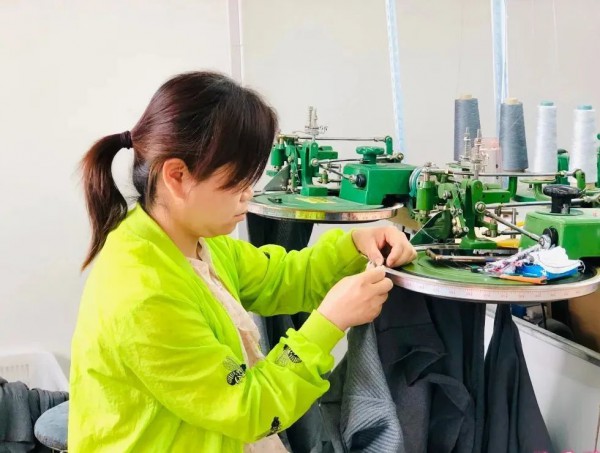 西平县嫘祖镇:大力推进“缝盘下乡” ,促进服装产业发展