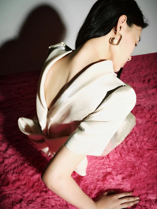 OBBLIGATO奥丽嘉朵| 夏日中的影姿