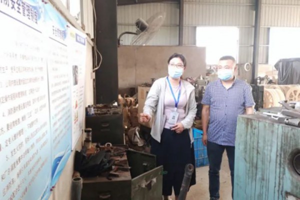 朱桥镇人大代表推动羽绒企业复产量产