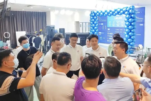 首日销售突破1000万元,2022年抖音电商服饰行业·中山沙溪T恤节启动!