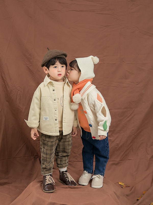 2022年想要风险低又想要高收入 选择什么童装加盟会更好