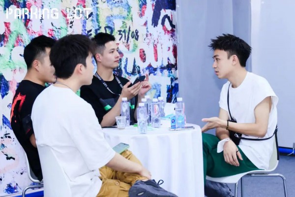 站在大湾区舞台,让中国设计与世界对话!大湾区中国服装新锐设计师联盟落户广州红棉中大门