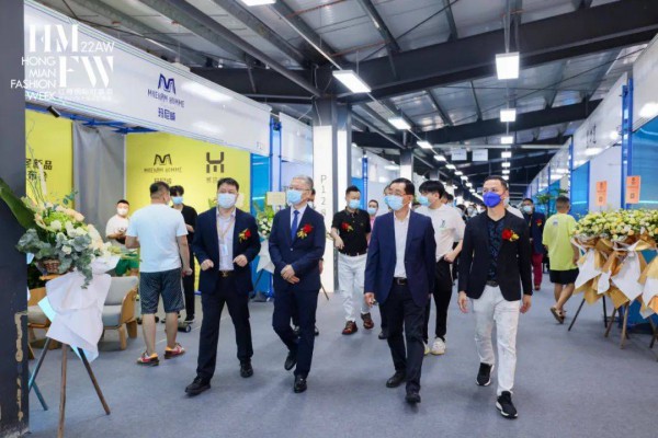 6月11日,第九届红棉国际时装周x云尚周盛大启幕