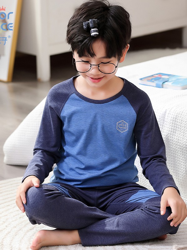 疫情后开什么服装实体店合适?画笔王子童装怎么样?