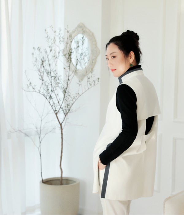 NEST SHOWROOM丨遖瑭猫:遇见最知性的你