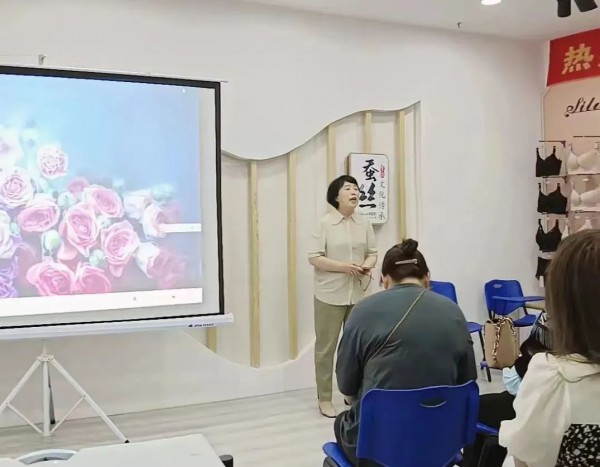 西维娅·东方腔调 | 2022秋冬新品发布会--西安站圆满成功!