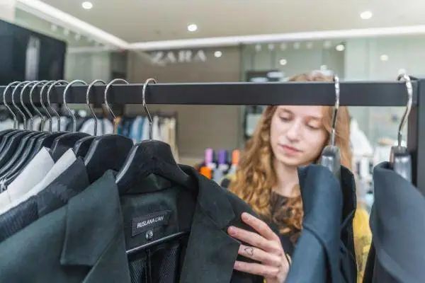 国际品牌纷纷退出,俄罗斯将推广本土时尚品牌