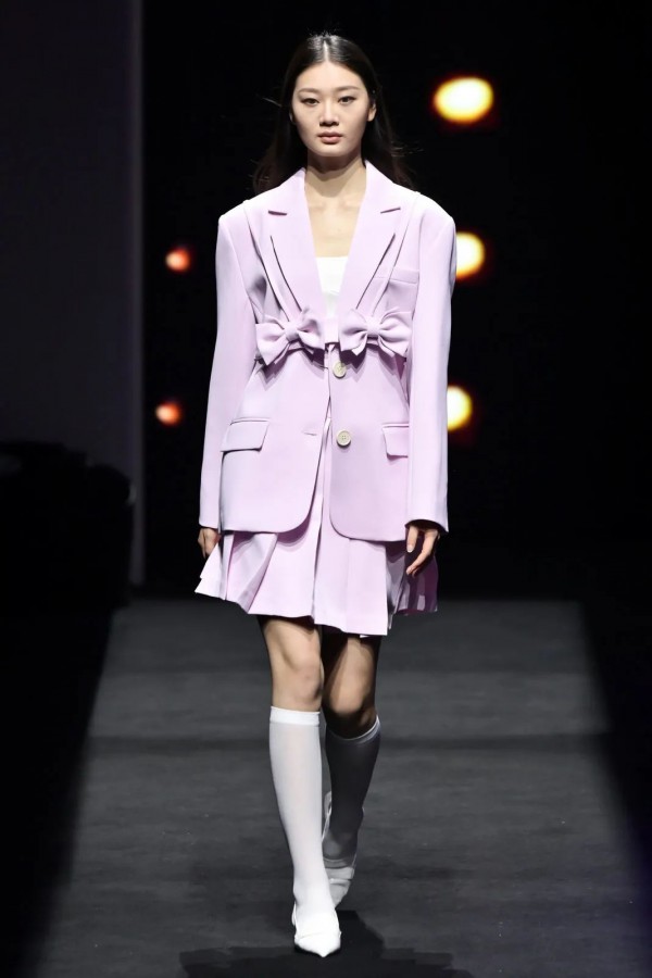 红棉国际时装周x云尚周｜PINPINPLUS 展示Girl Power