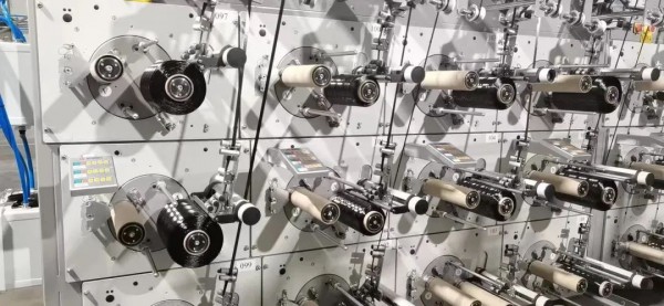 吉林首条35K预浸料专用大丝束碳化线开车成功,将带动碳纤维全产业链升级