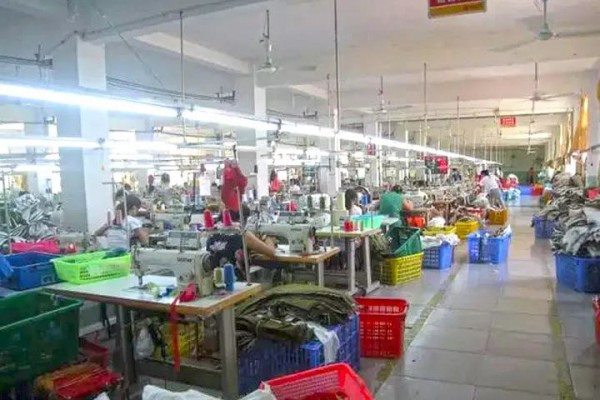 拖船镇羽绒企业将实现整体“退镇进园”