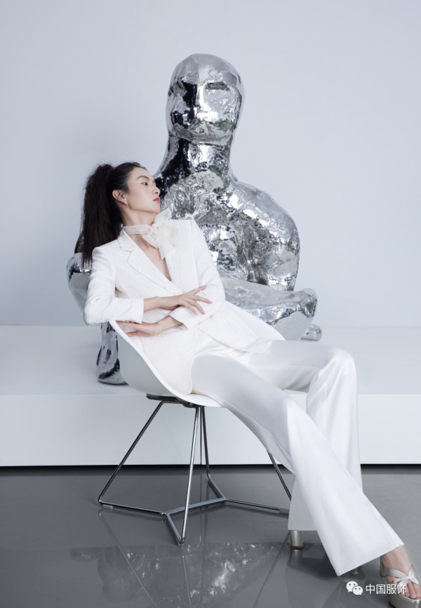 解读疫情之后的人生意象——GRACE CHEN 2022春夏高定《中国风雅 · 画》系列发布