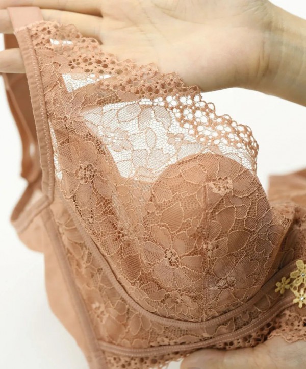 依曼丽新品上市 | 莫奈庄园的秘密