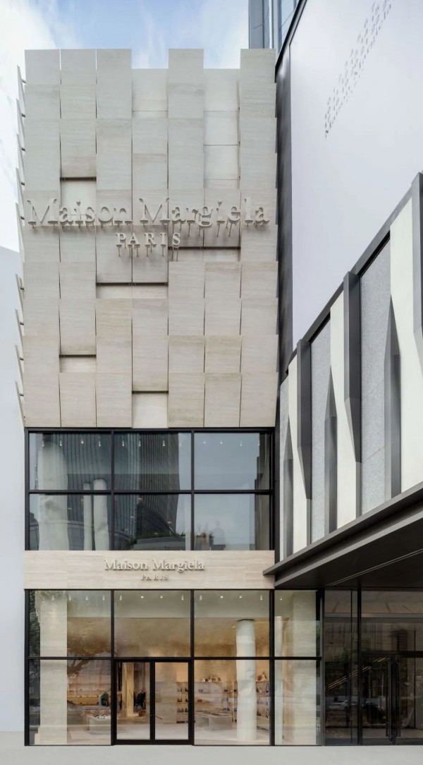 四大时尚品牌旗舰店入驻南京西路,会缔造下一个时尚地标吗?