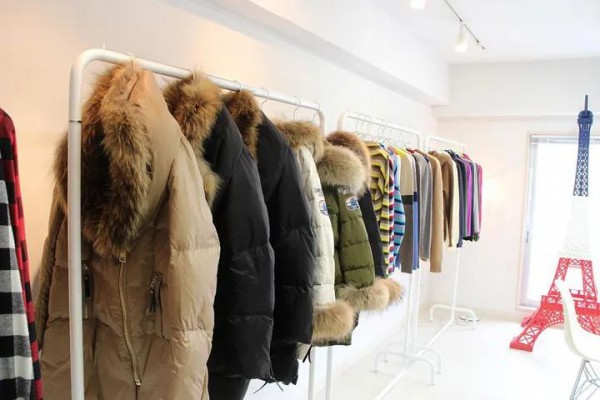 退货率超70％!为什么直播救不了千亿服装产业带?