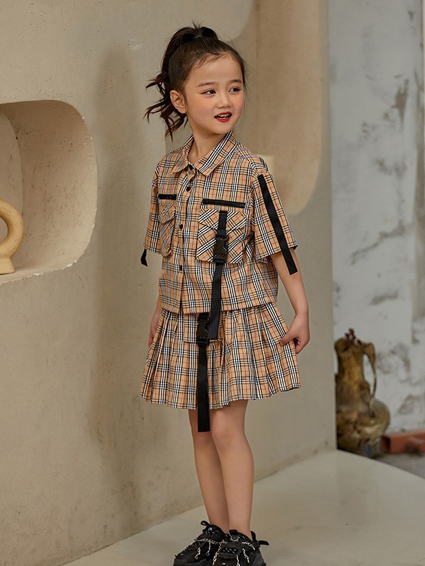 2022夏季流行色有哪些 格纹系列服装怎么样