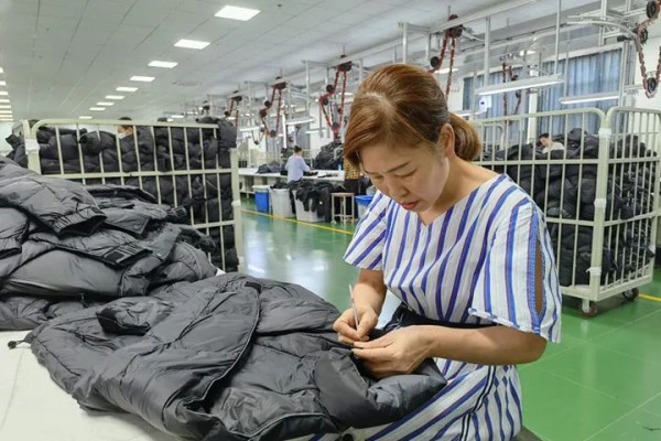 “潜江裁缝”实现家门口就业!