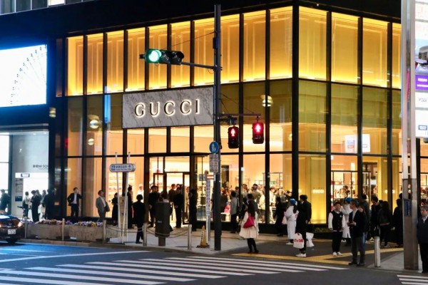 部分奢侈品牌因日元贬值上调价格