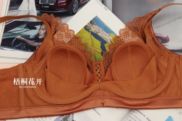 梧桐花开 | 夏天,内衣要轻薄