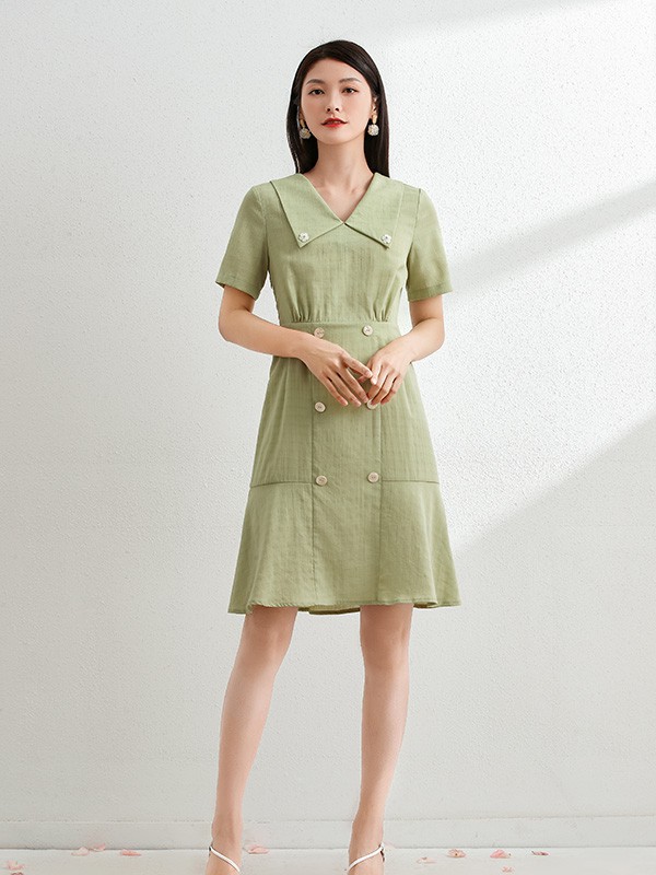 夏季连衣裙怎么选 艾丽哲百搭不挑人