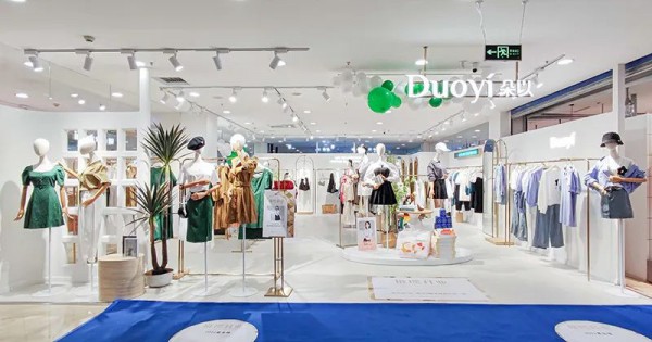 朵以女装哪里有专卖店  十四家新店速递快来选购