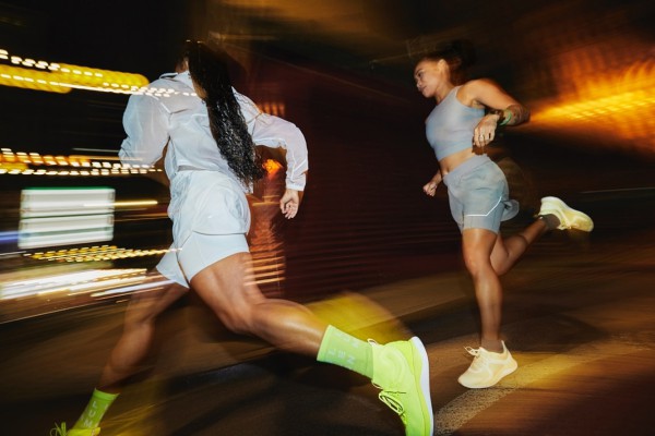 lululemon女士鞋履系列上新,Chargefeel运动鞋高能登场