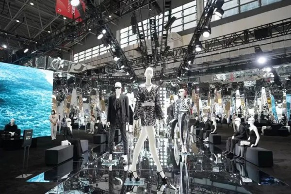 第二届消博会开幕 奏响开放合作新乐章