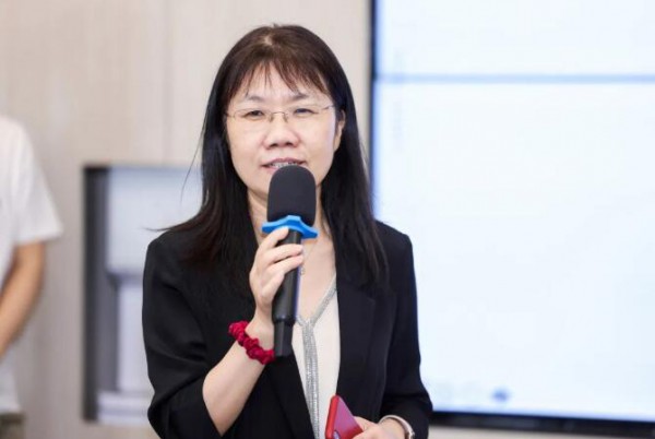 走进天猫,中国流行面料入围评审再上新高度