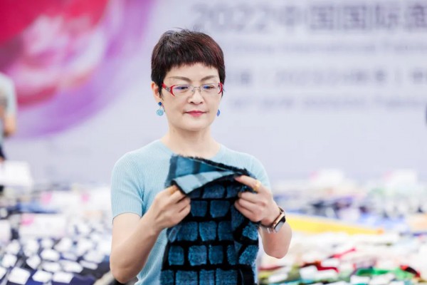 走进天猫,中国流行面料入围评审再上新高度