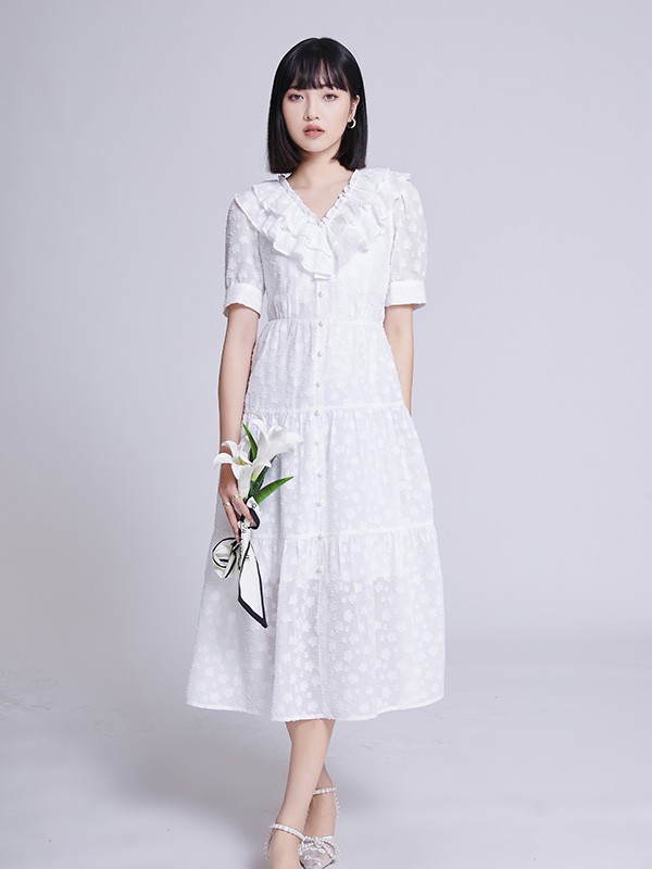 买“连衣裙”很纠结?不妨试试闻讯女装 不挑人诠释好气质