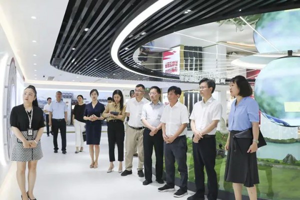 助企纾困!省市领导实地调研新塘街道羽绒企业