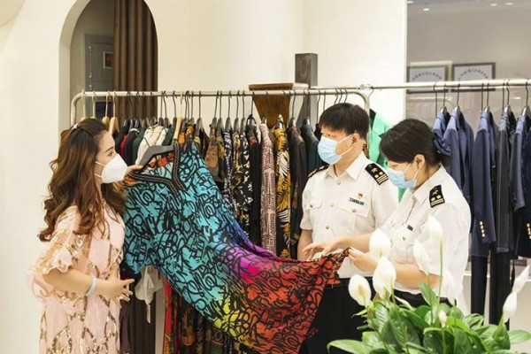 常熟服装城一体化通关!节约时间和数千元物流成本