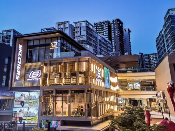 SKECHERS斯凯奇第二季度收入增长12%