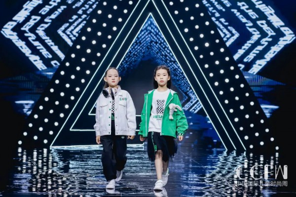 2022中国国际儿童时尚周DAY2︱HEYLADS男生女生“探索未来”