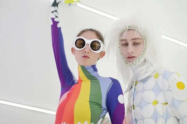 Moncler集团上半年销售额大涨46%