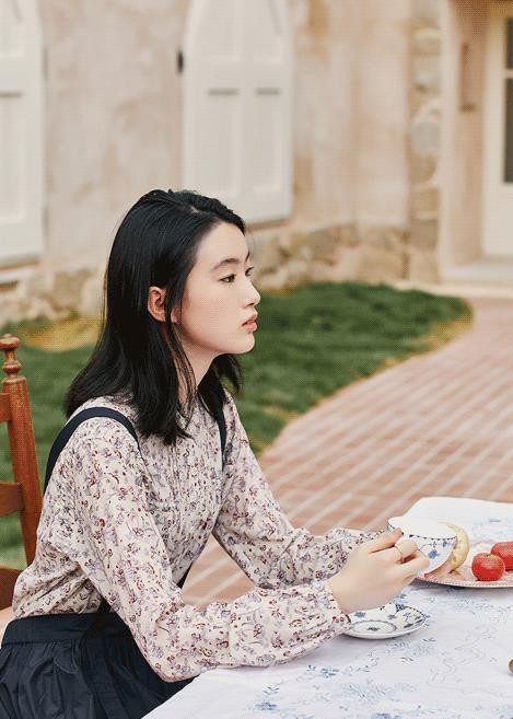 飞鸟和新酒 - AVVN