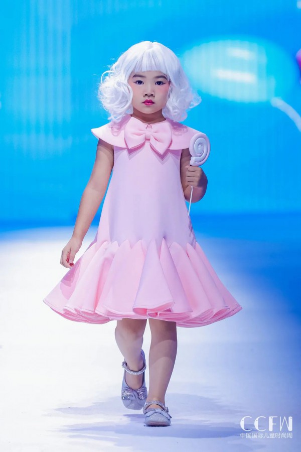 梦幻马卡龙FUNNY DREAM-2022新款发布秀,聚焦美丽的童话世界