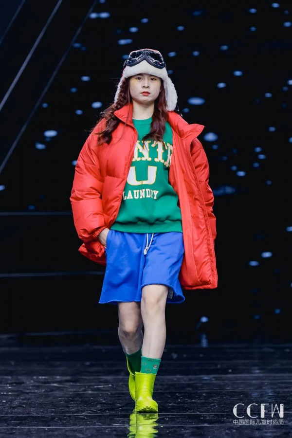 花田彩以“飞驰吧,少年”为主题亮相中国国际儿童时尚周