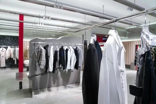 中国设计师品牌不能走欧美老路