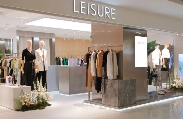 LEISURE女装 | 北京首店·盛装启幕