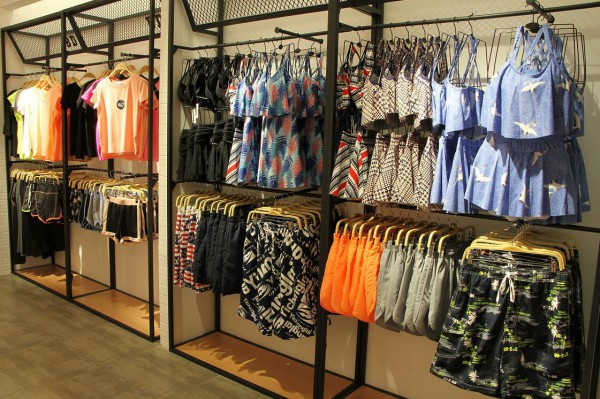 适合00后的创业项目,BD内衣品牌助你白手起家!