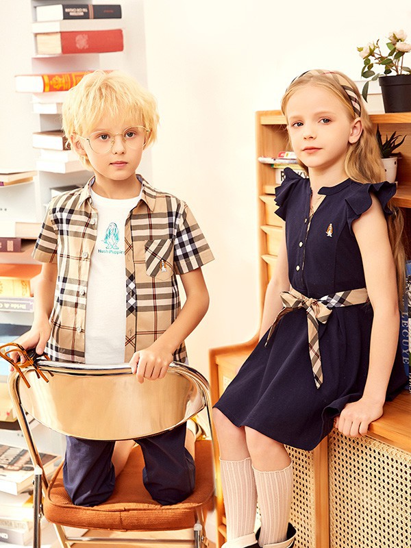 高温横行,就让暇步士童装带领孩子们解锁夏日风尚吧!