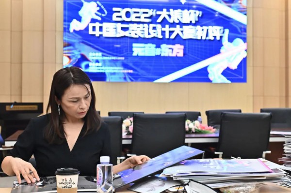 “让大赛不止于大赛”,30位设计师获得2022年“大浪杯”中国女装设计大赛特训营“入营”资格
