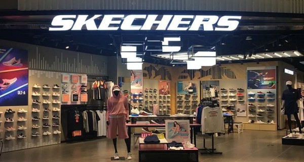 斯凯奇宣布:计划增加2000家门店,在中国投资30亿扩物流中心