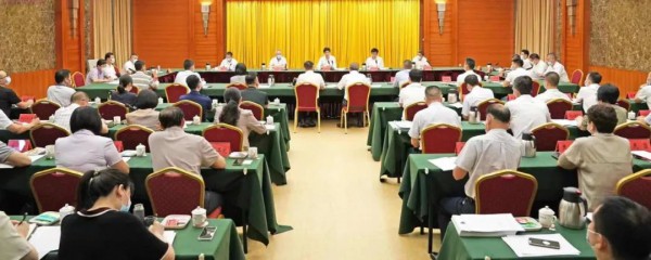 汕头市召开“推动纺织服装产业转型升级,助力汕头”专题督办会