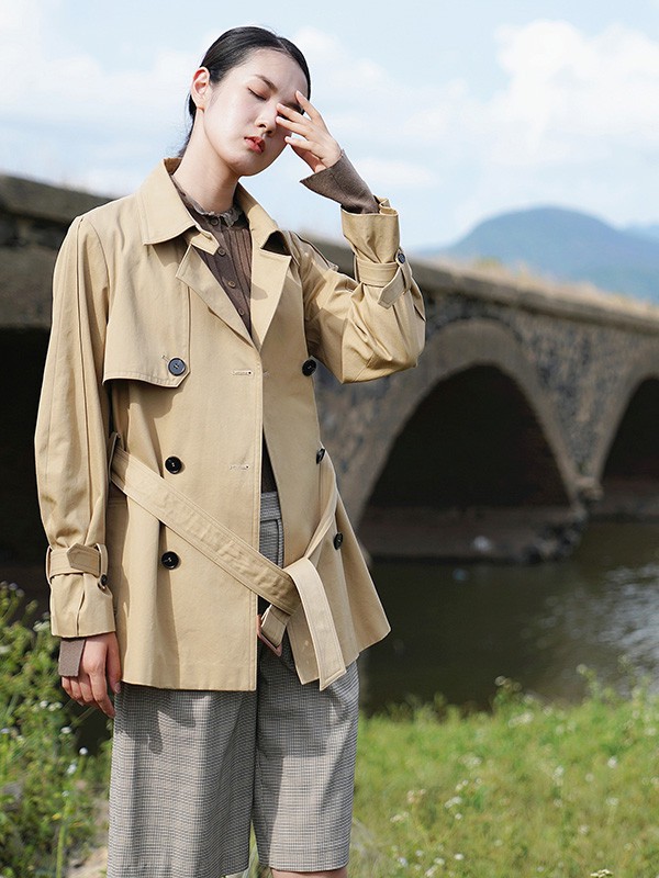 秋季应该怎么样选择衣服才能更加有气质？