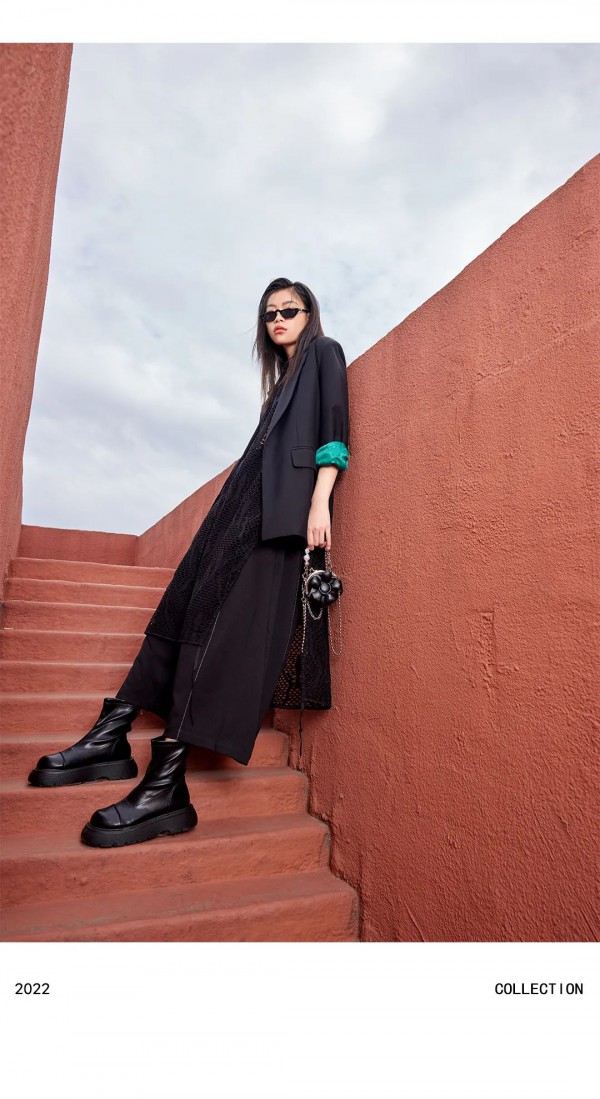 氏伽 2022-AUTUMN COLLECTION 黑色诗意